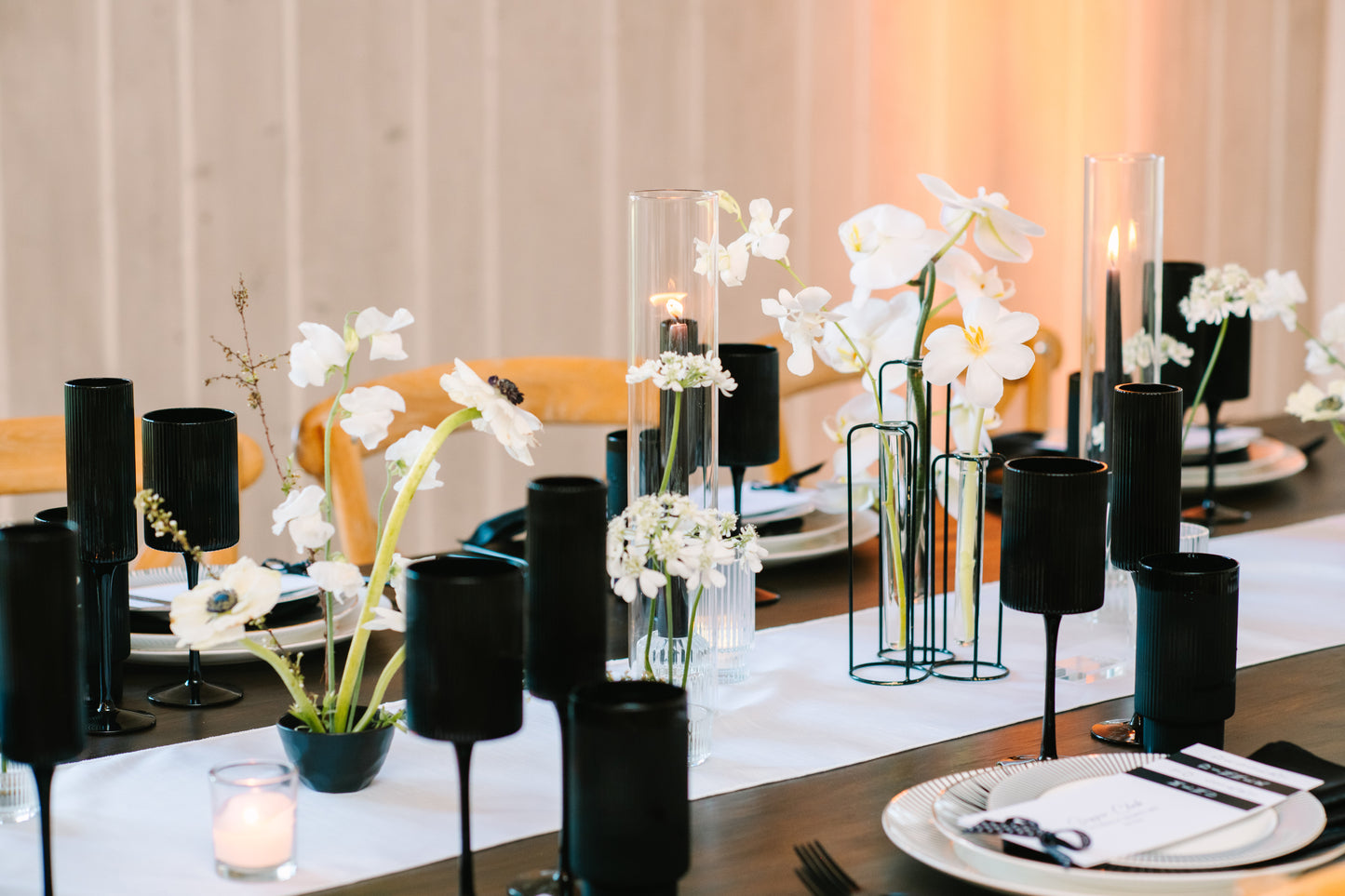 Staggered Stem Trio Long Table Design
